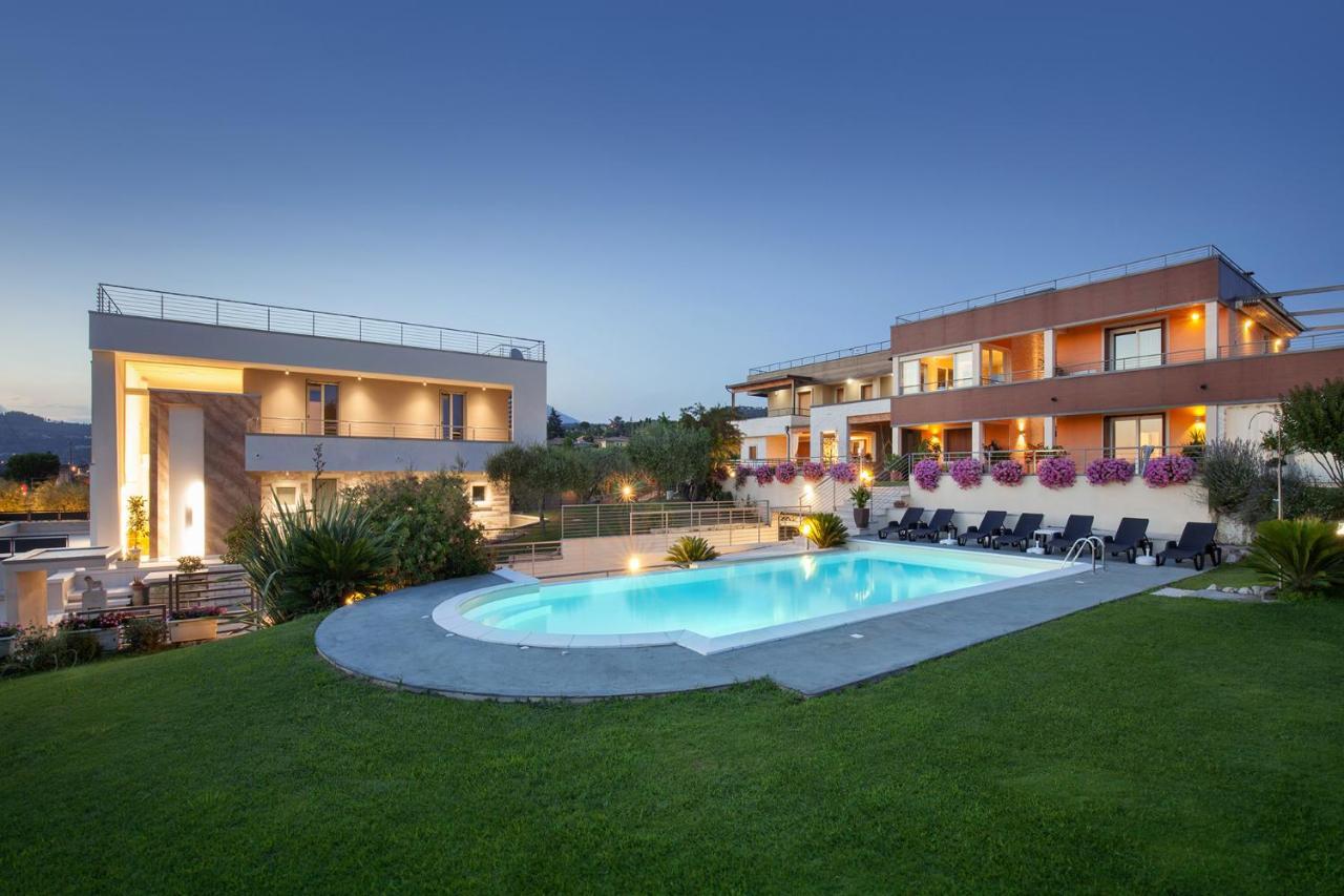 Villa Aurora-Holiday Home Apt 1 Bardolino Dış mekan fotoğraf